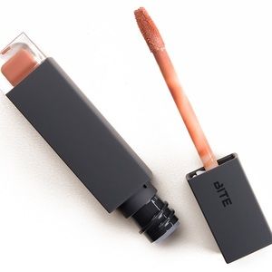 BITE BEAUTY AMUSE BOUCHE LIQUIFIED LIPSTICK color: Caramelized